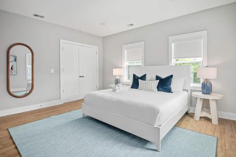 Sincerely Shem- 7 min to Beach and Downtown CHS House in Mount Pleasant