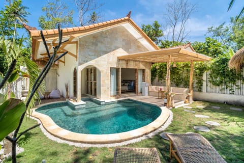 Patio, Day, Garden view, Swimming pool, Swimming pool