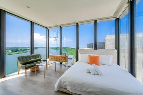 Bed, View (from property/room), Photo of the whole room, Bedroom