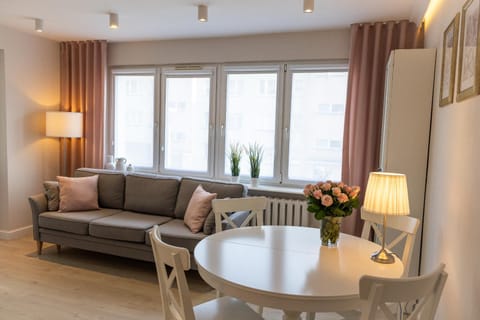 Property building, Communal lounge/ TV room, Living room