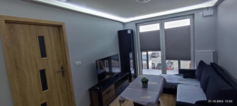 TV and multimedia, Living room, Photo of the whole room, Seating area