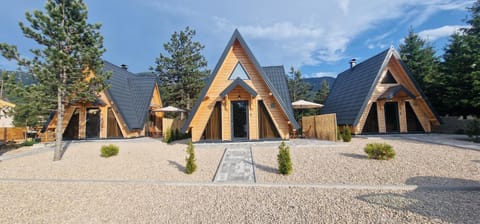 Property building, Nearby landmark, Day, Natural landscape, Mountain view
