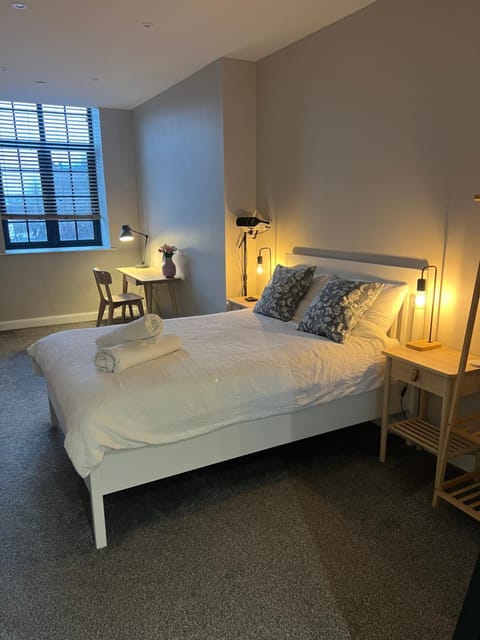 Chic Mill conversion beside Piece Hall & Eureka! House in Halifax