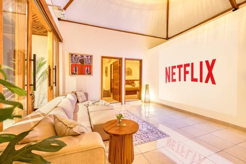 Villa Aztec - 6BDR private pool and garden Villa in Kuta