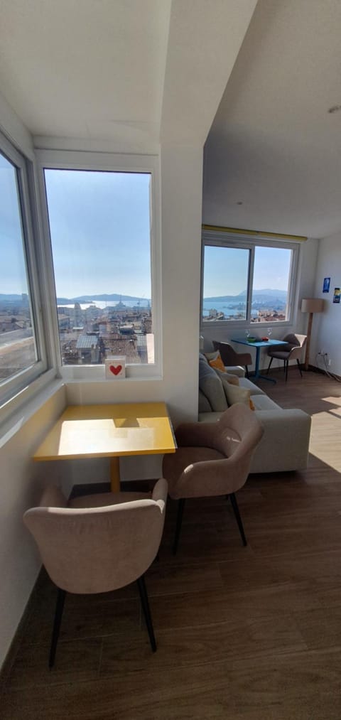 Natural landscape, Living room, Seating area, Dining area, Mountain view, Sea view