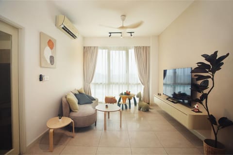 TV and multimedia, Living room, Seating area, air conditioner