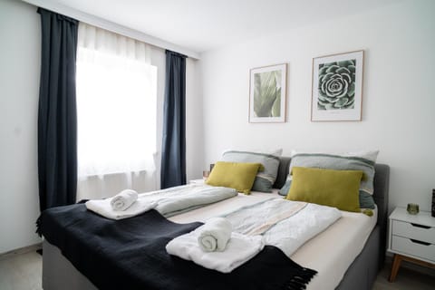 Night, Bedroom