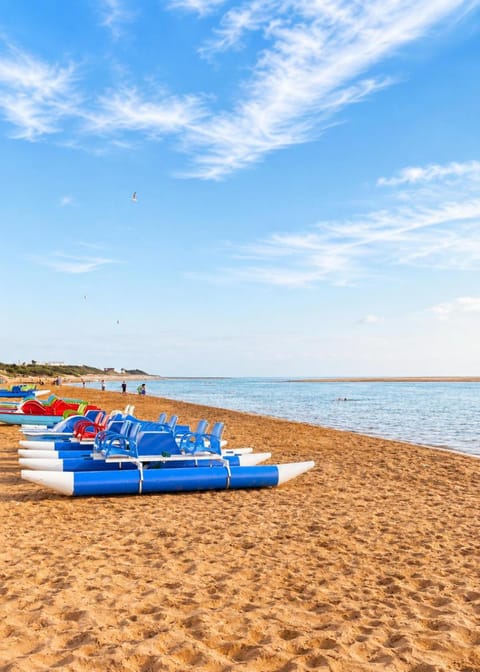 Day, Natural landscape, Beach