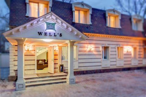 Property building, Facade/entrance, Facade/entrance, Day, Area and facilities