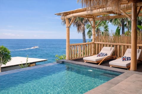 View (from property/room), Sea view, Swimming pool, sunbed