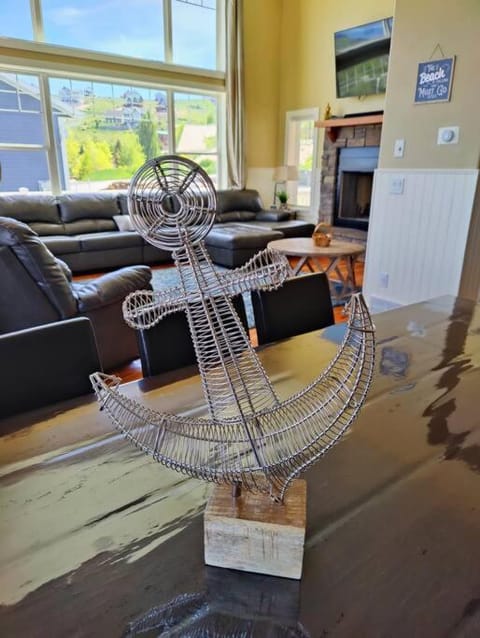 Paradise Pointe - Hot tub, Playroom, Arcades, Amazing Lake Views! Villa in Garden City