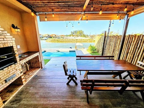 Casa Vida Aretê House in Armacao dos Buzios