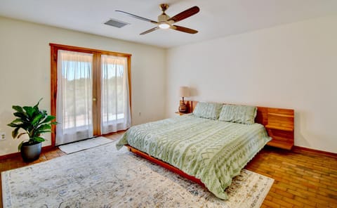 El Ranchito Alegre Taos-Style 3BR in Corrales House in Corrales