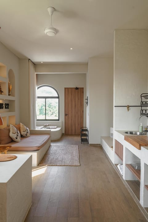 Living room, Photo of the whole room, Dining area, kitchen