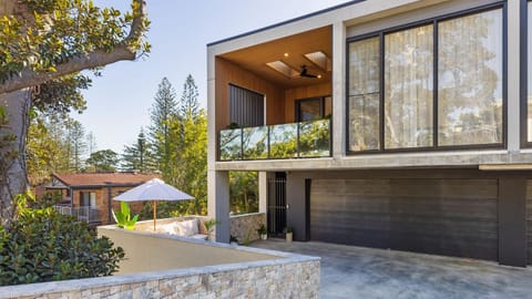Property building, Day
