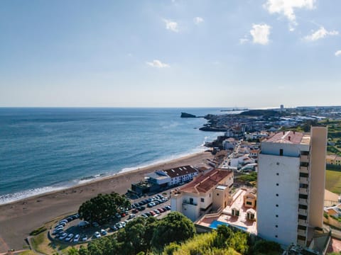Property building, Bird's eye view, Beach