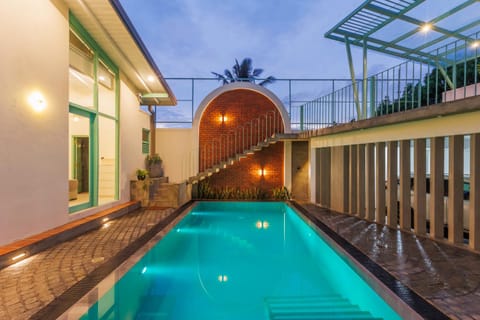 Pool view, Swimming pool, Swimming pool, sunbed