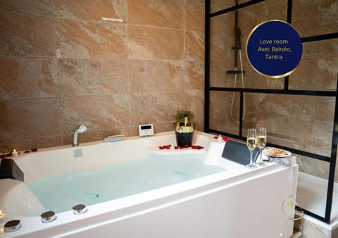Hot Tub, Bathroom, Bath