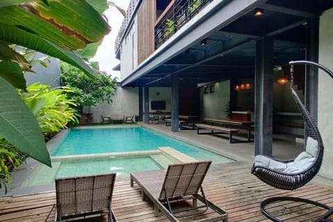 Patio, Day, Pool view, Swimming pool, sunbed