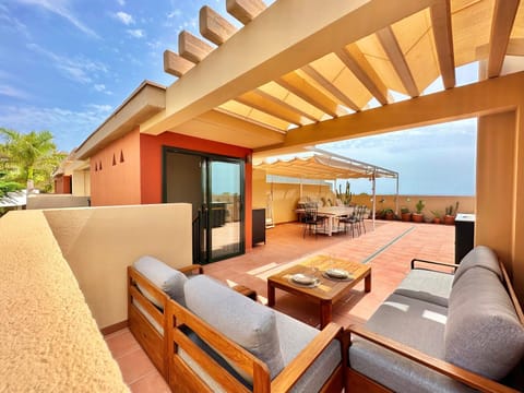 Balcony/Terrace, Dining area