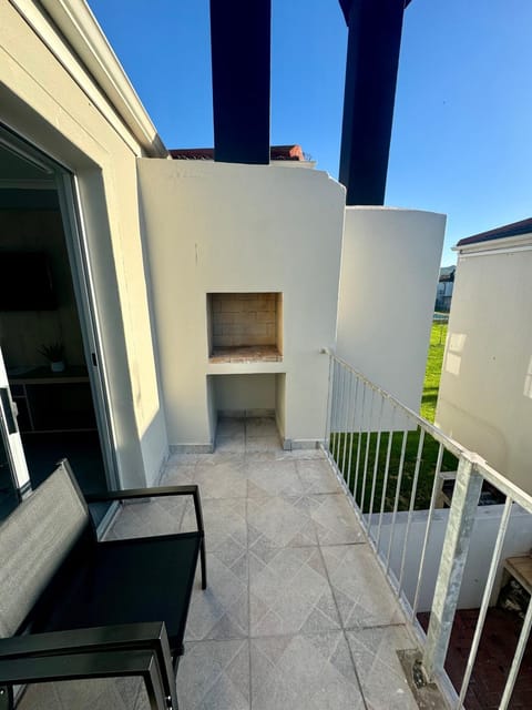 Patio, Balcony/Terrace