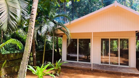 Property building, Garden
