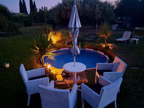 Garden, Pool view, Swimming pool, sunbed