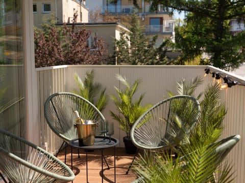 Balcony/Terrace, Balcony/Terrace