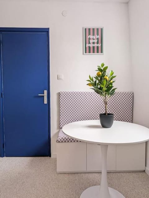 Barbieux , Au pied du métro Apartment in Hauts-de-France