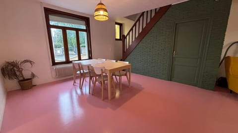 Grande Maison 17 personnes House in Arras