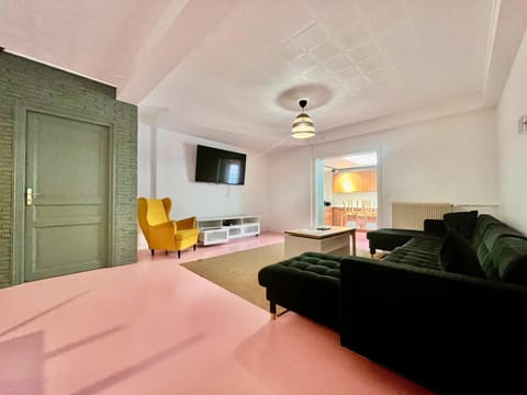 Grande Maison 17 personnes House in Arras