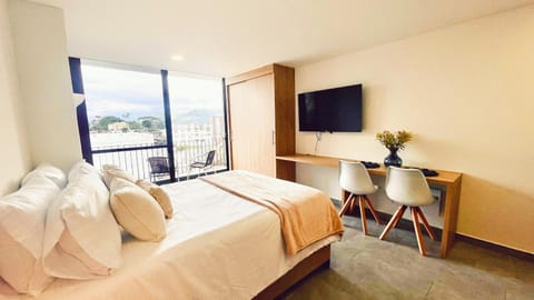 Bed, TV and multimedia, furniture