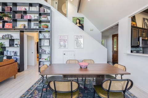 Library, Seating area, Dining area