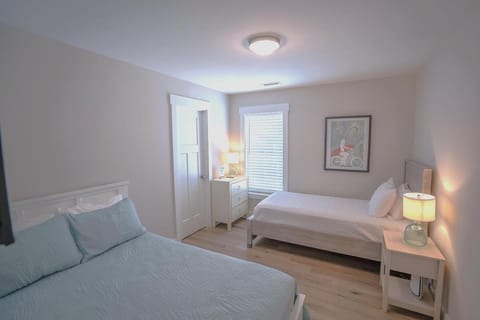 Grand Topsail Villa by Sea Scape Properties House in North Topsail Beach