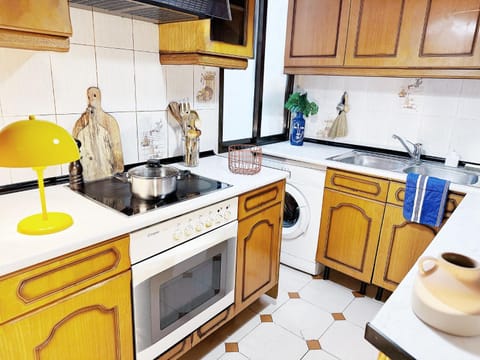 Vintage style apt in Madrid centro Apartment in Centro