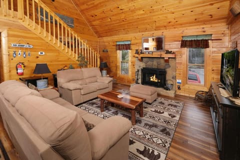 Lake Life By Colonial Properties House in Douglas Lake