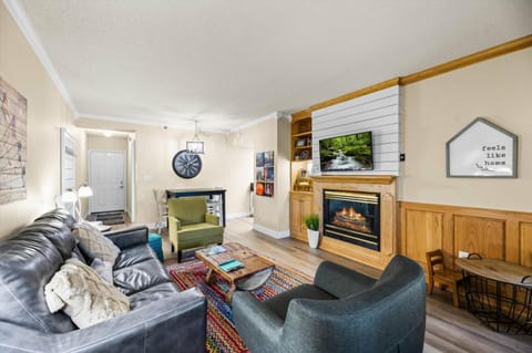 Reese's Bearadise By Colonial Properties House in Pigeon Forge