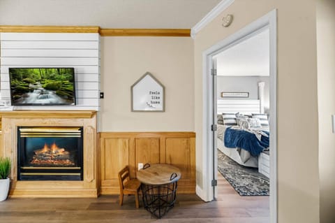 Reese's Bearadise By Colonial Properties House in Pigeon Forge