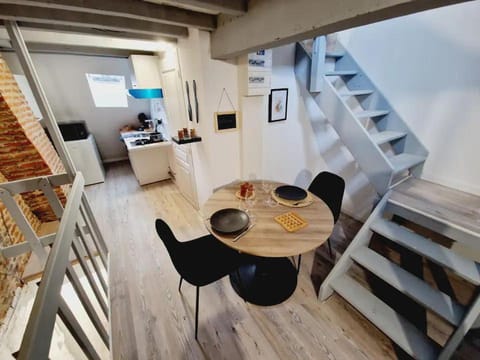 Kitchen or kitchenette, Living room, Dining area