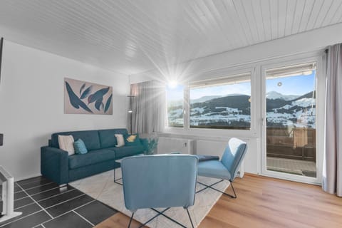 Top Aussicht mit Poolbereich in Skiregion Brigels Apartment in Canton of Grisons