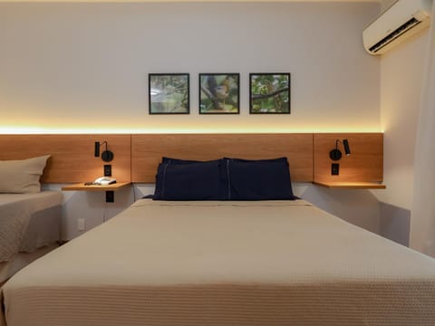 Bed, Bedroom, air conditioner
