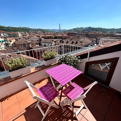 Balcony/Terrace, City view