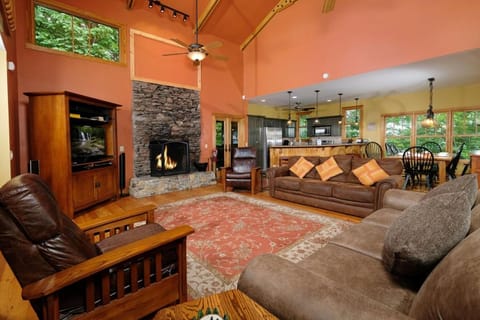 Tree Tops By Colonial Properties House in Gatlinburg