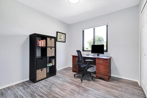 Austin Retreat BBQ Yard Office WiFi Games Pets House in South Congress