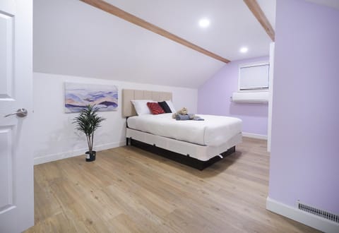 Golf Course Views House Apartment in Sioux City