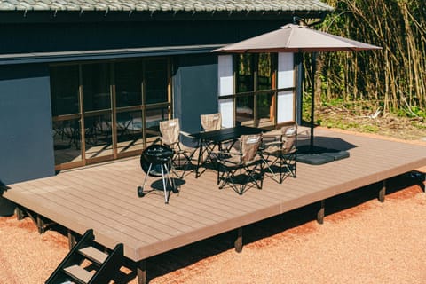 Property building, Day, BBQ facilities