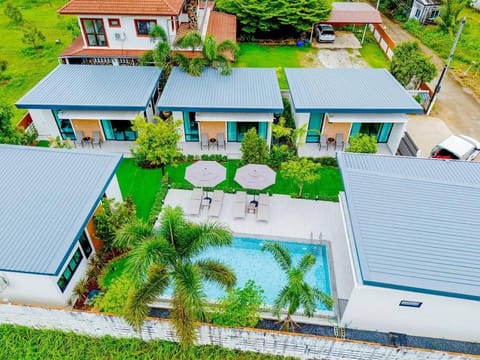 Cheeva Pool Villa Khao Lak Villa in Khuekkhak