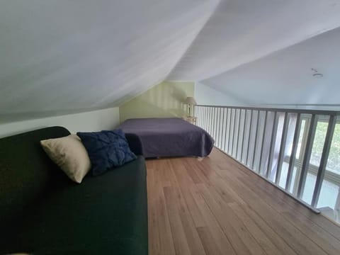 Viihtyisä huvila saunalla Korpilammella Apartment in Uusimaa