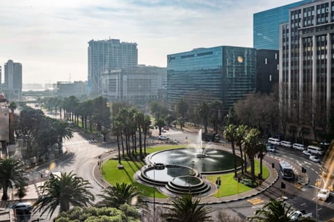 Neighbourhood, Street view