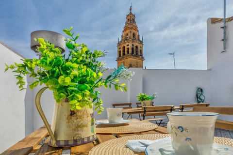 Off site, Balcony/Terrace